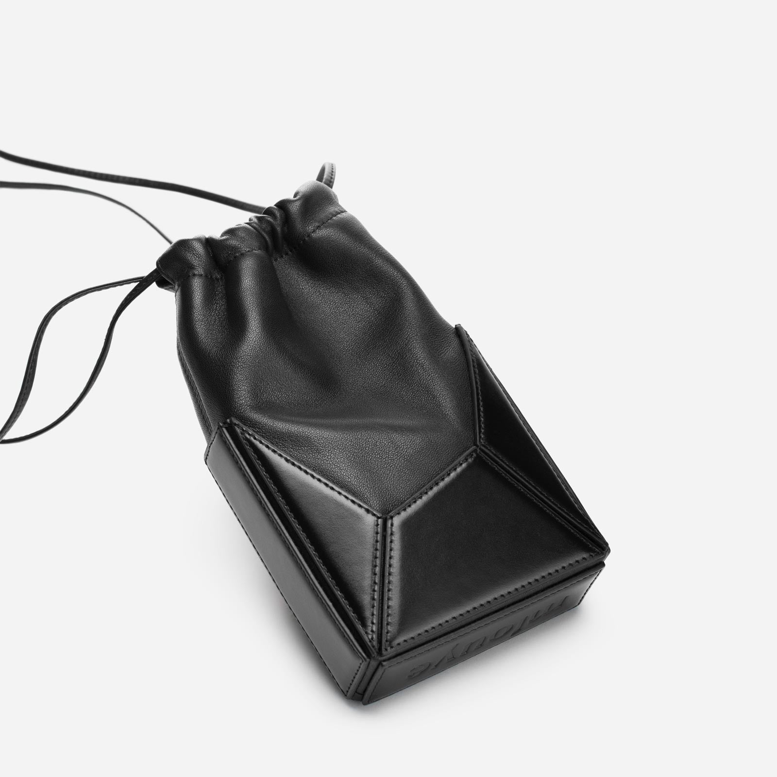 Naomi Phone Pouch - Carbon